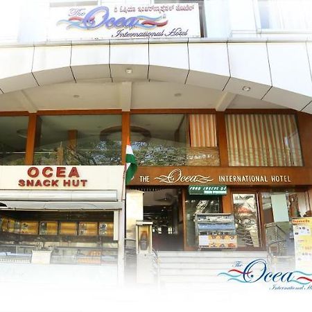 The Ocea International Hotel Bangalore Exterior foto